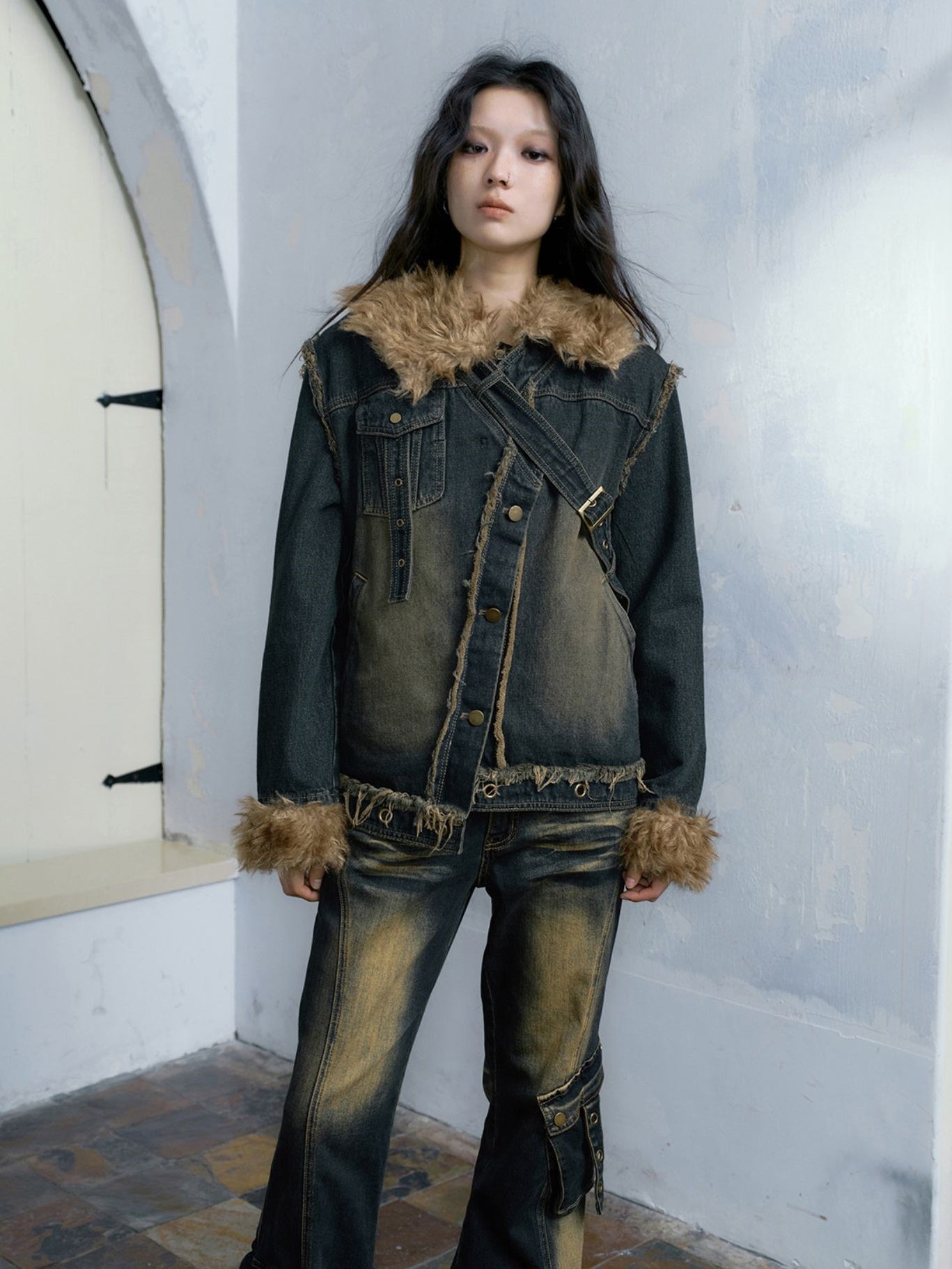 Fur Collar Washed Slant Design Strap Denim Jacket