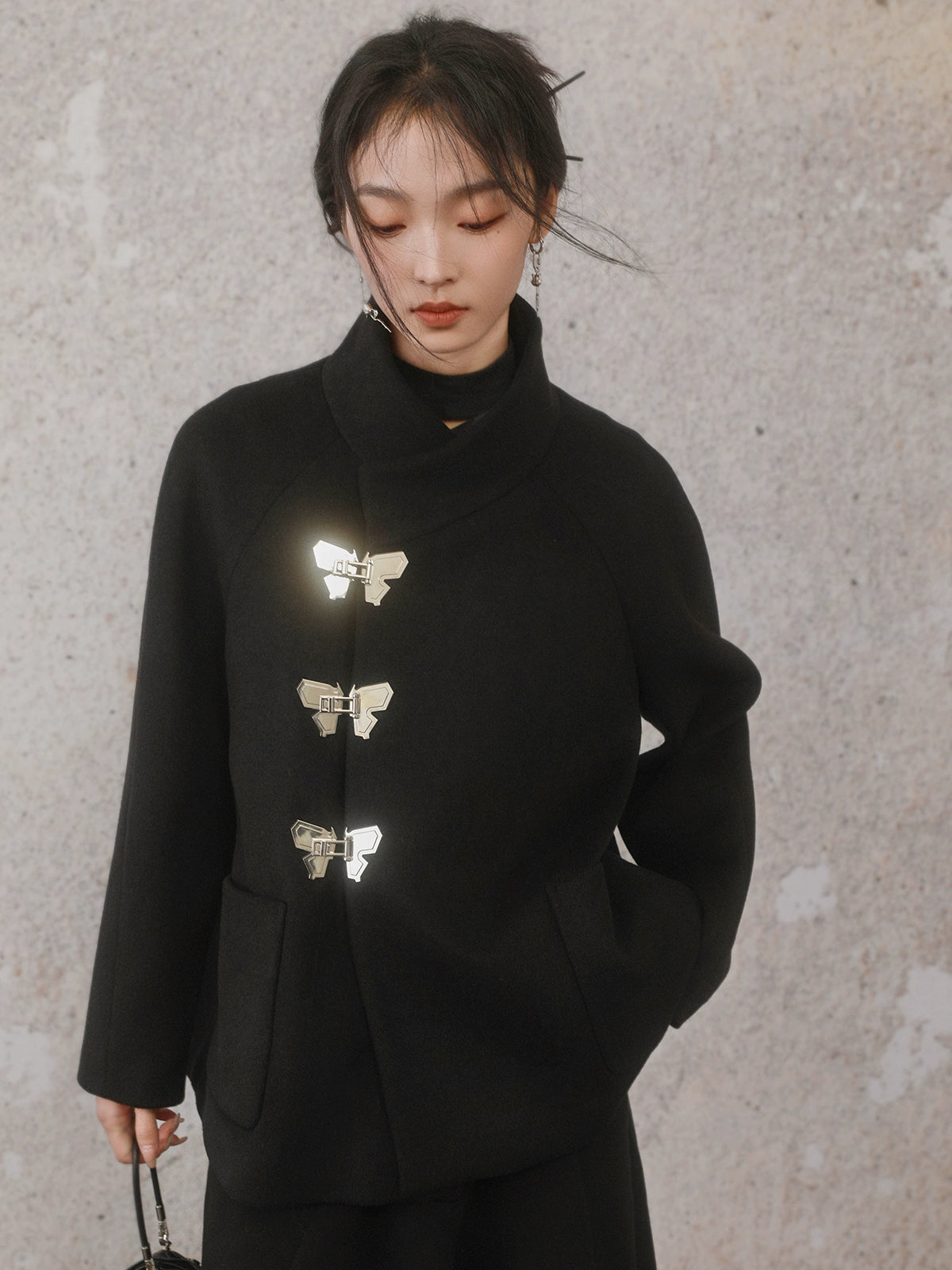 Stand-up Collar Butterfly Button Short Coat