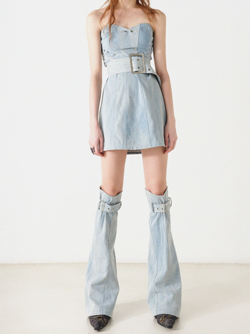 Robe de haut nue en denim mince avec couvercles de pied