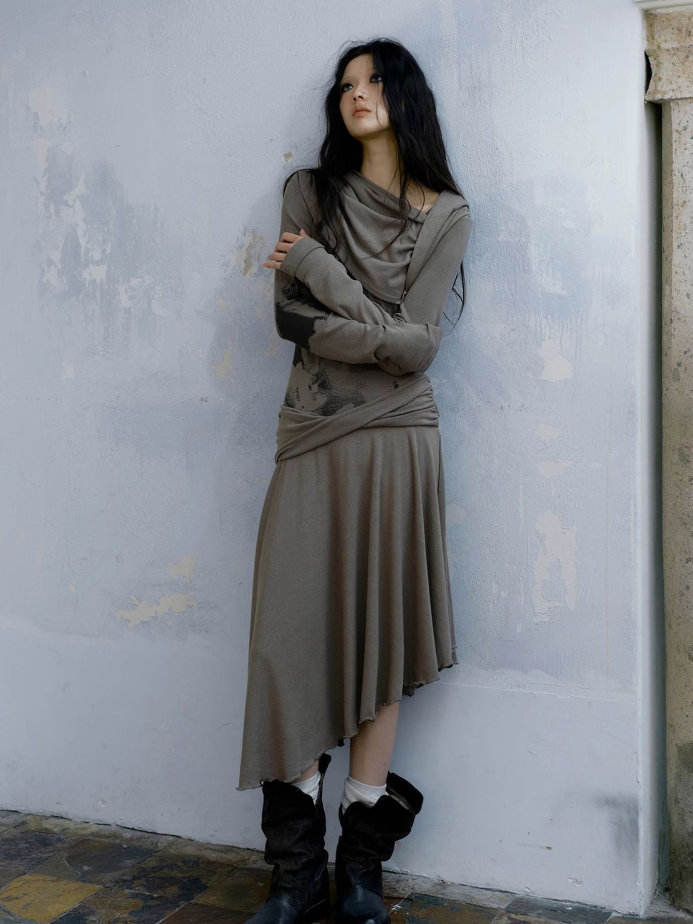 Wandering Style Pleated Slant Cut Hooded Dress