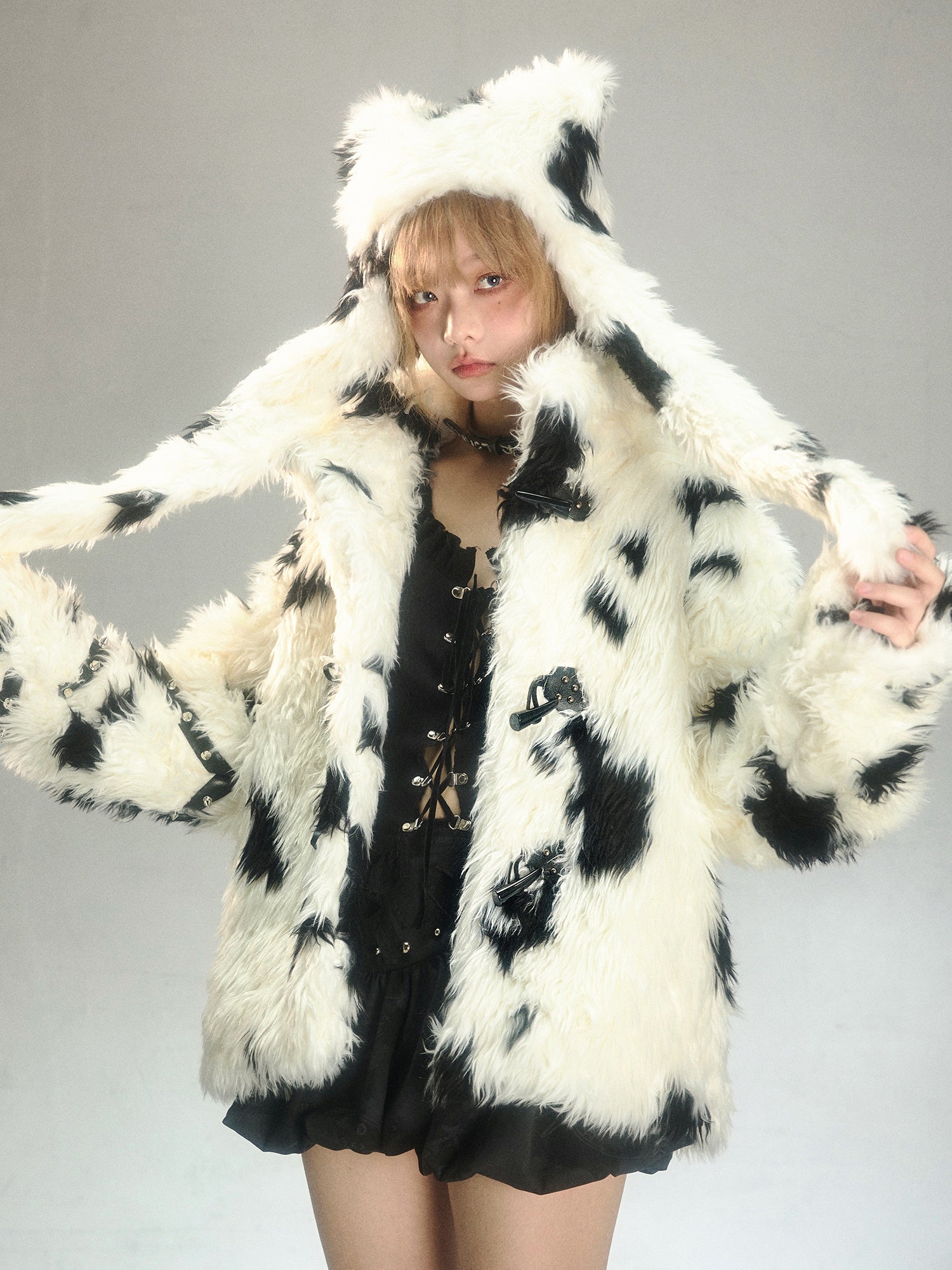 Rivet Eco-friendly Fur Furry Short Jacket