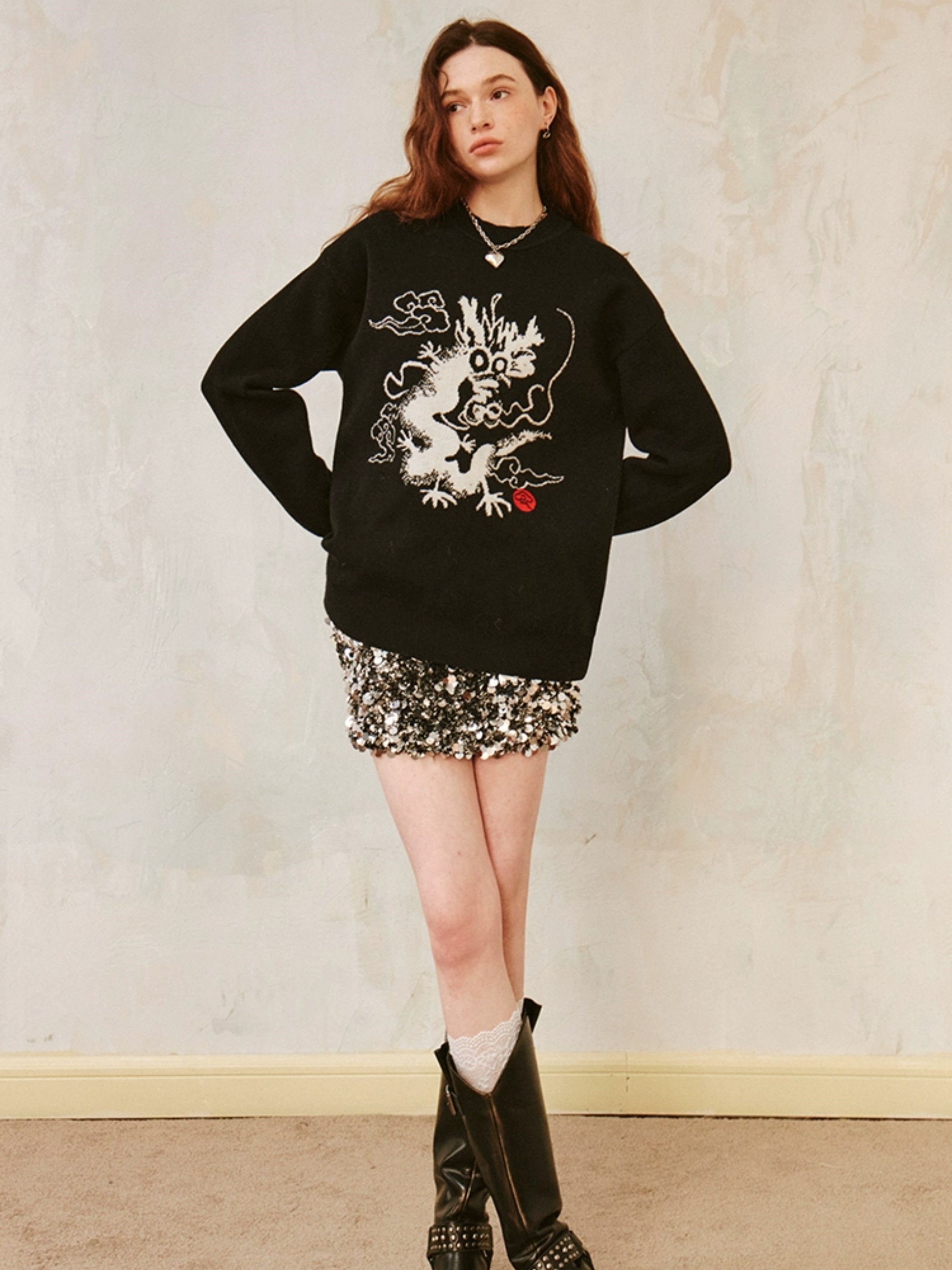 Dragon Design Round Neck Drop-Shoulder-Pullover