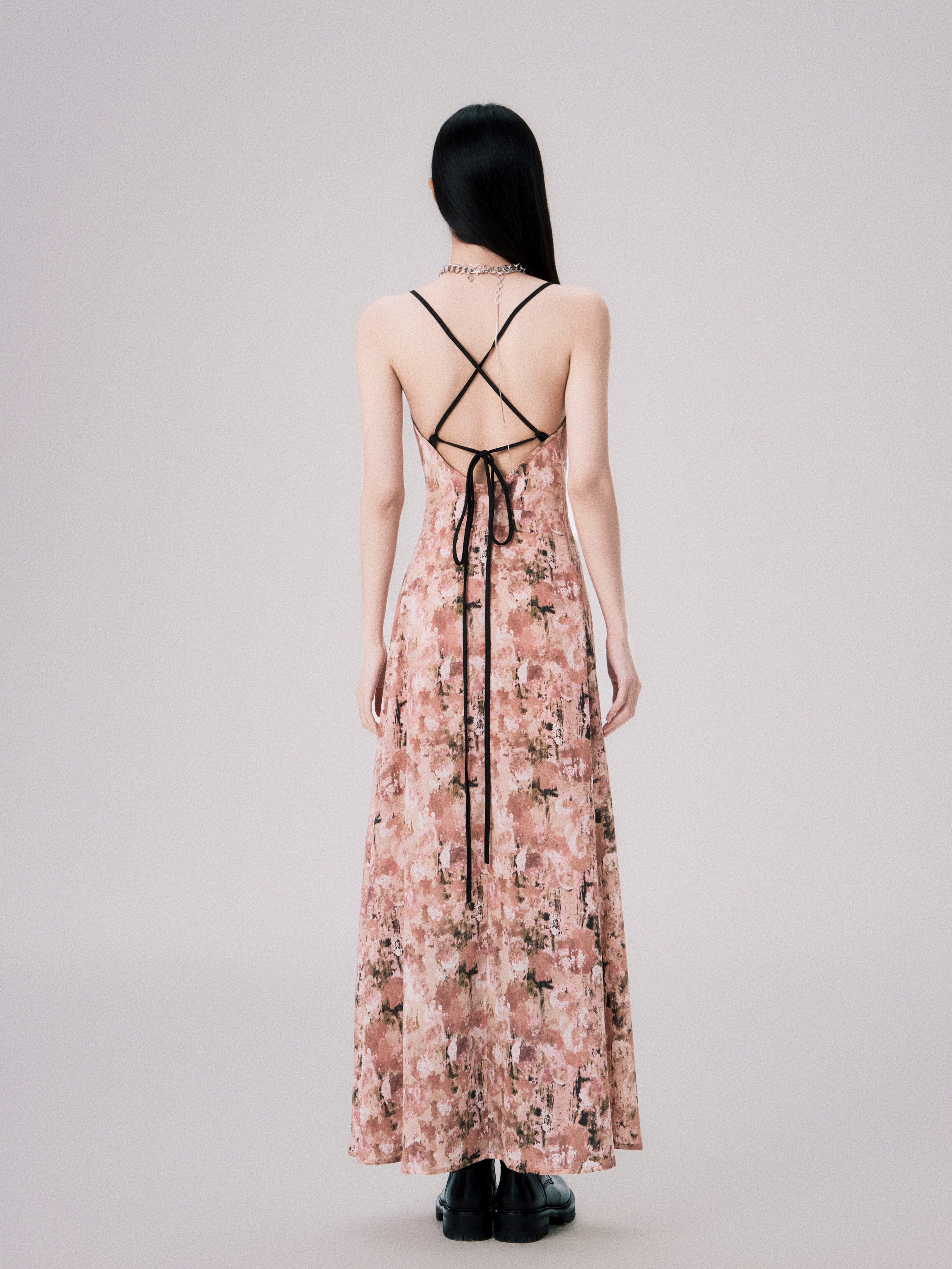 Swing Neck Backless Floral Suspender Dress