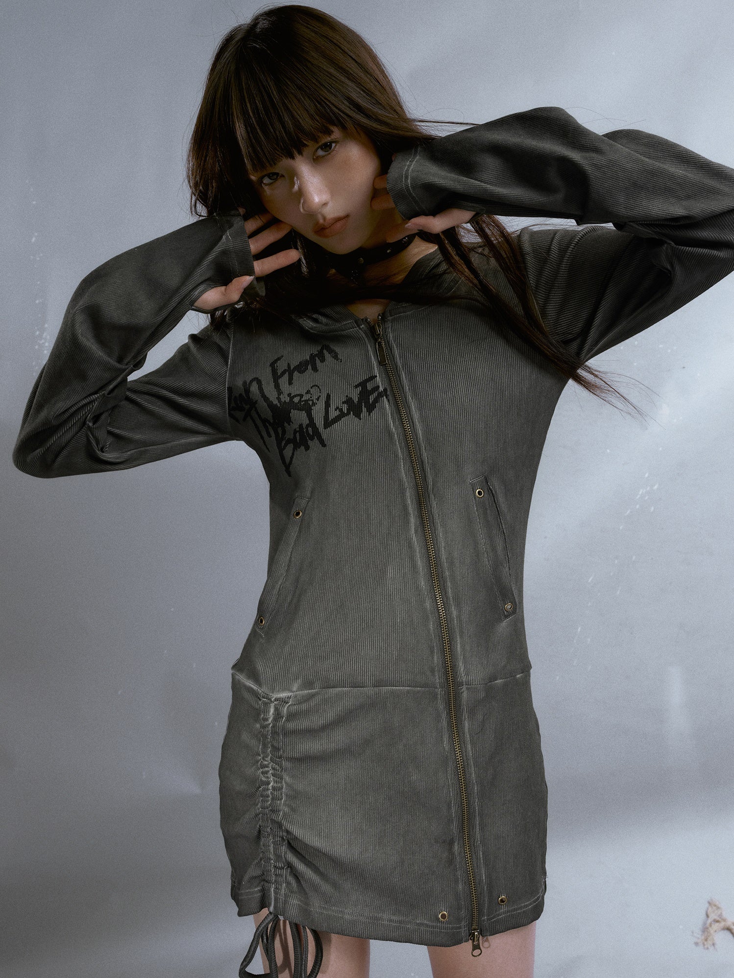 Washed Old Pocket Zipper Hooded One-piece