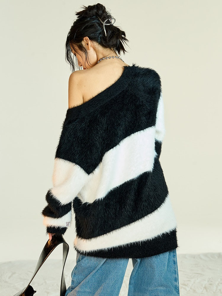 Off-Shoulder Border Fluffy Sweater