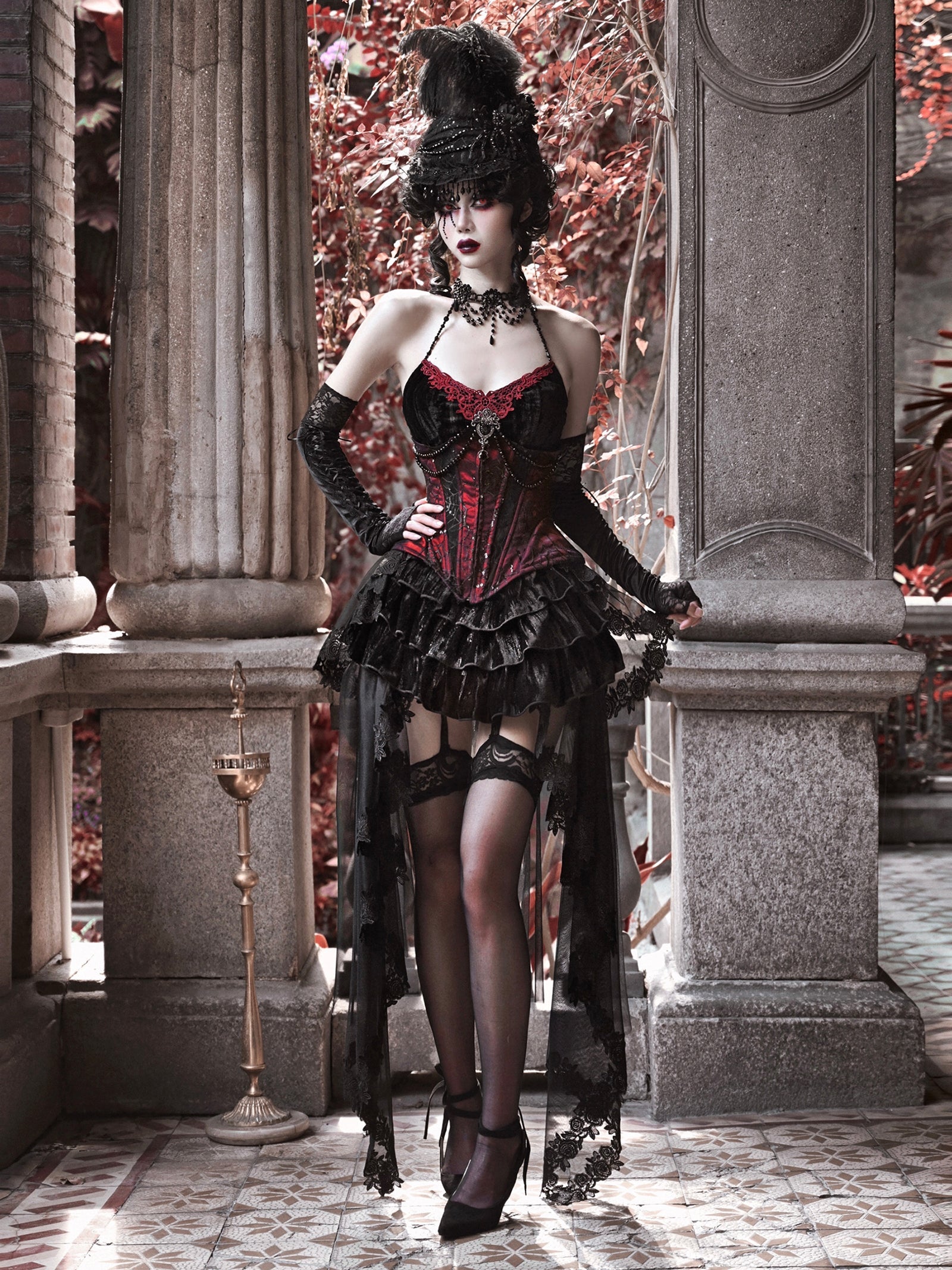 Gothic Velvet Fishbone Corset &amp; Bead Decoration Camisole &amp; Tulle Lace Velvet Skirt