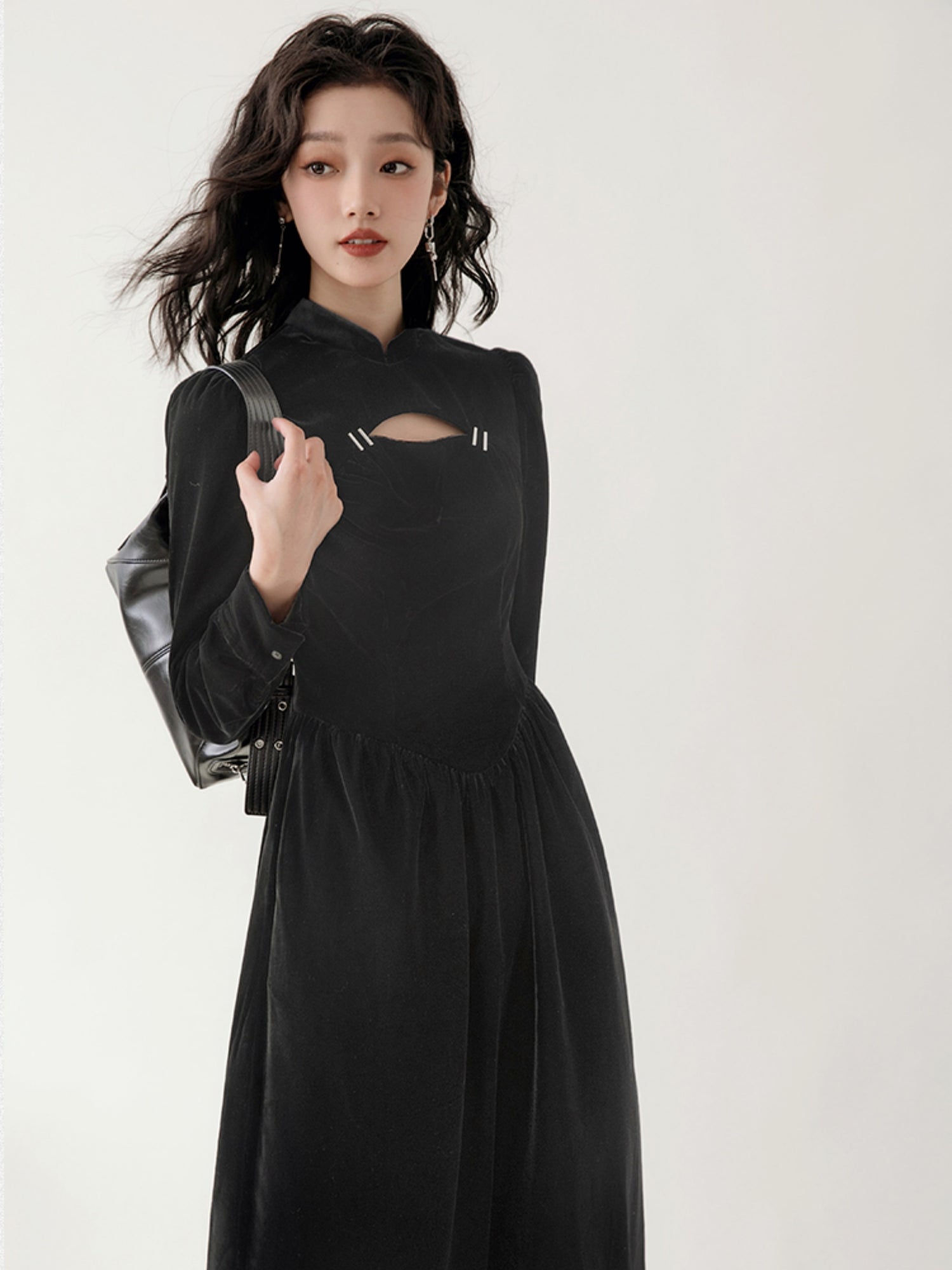 Chinese Style Velvet Hollow Design Dress