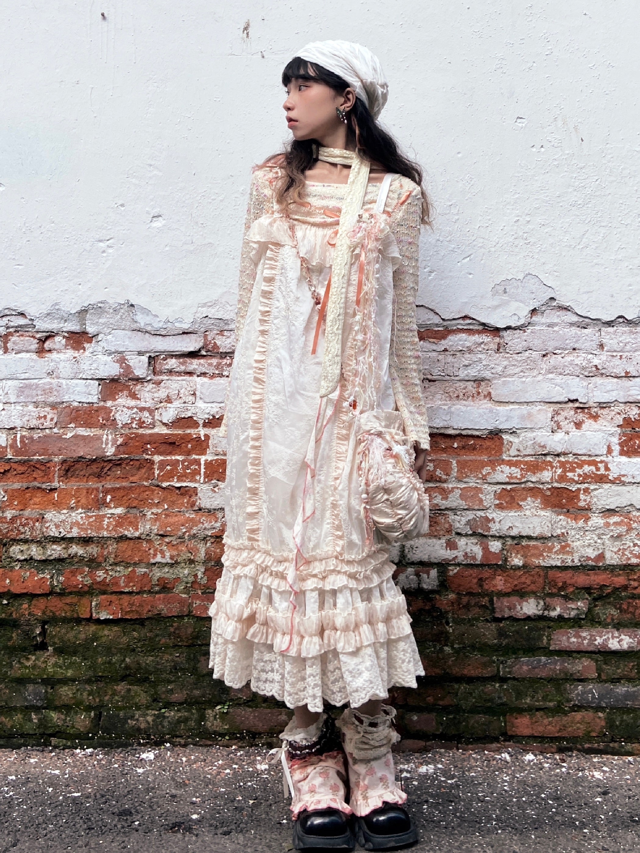 Loose Retro Pleated Lace Embroidered Dress