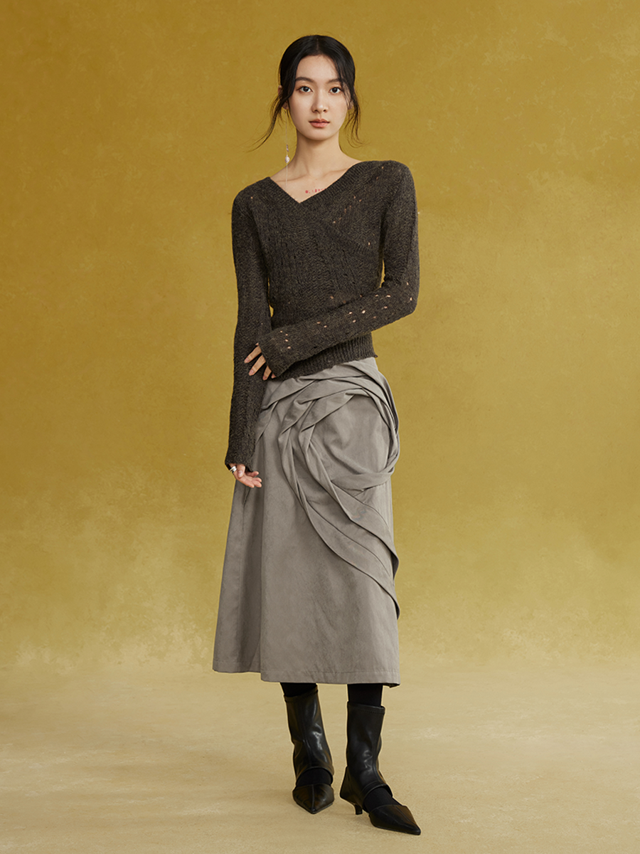 Twisted Pleated Straight Skirt