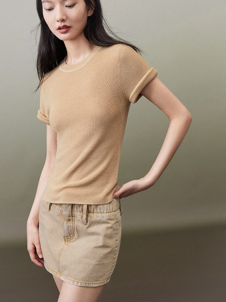 Small Round Neck Basic T-shirt