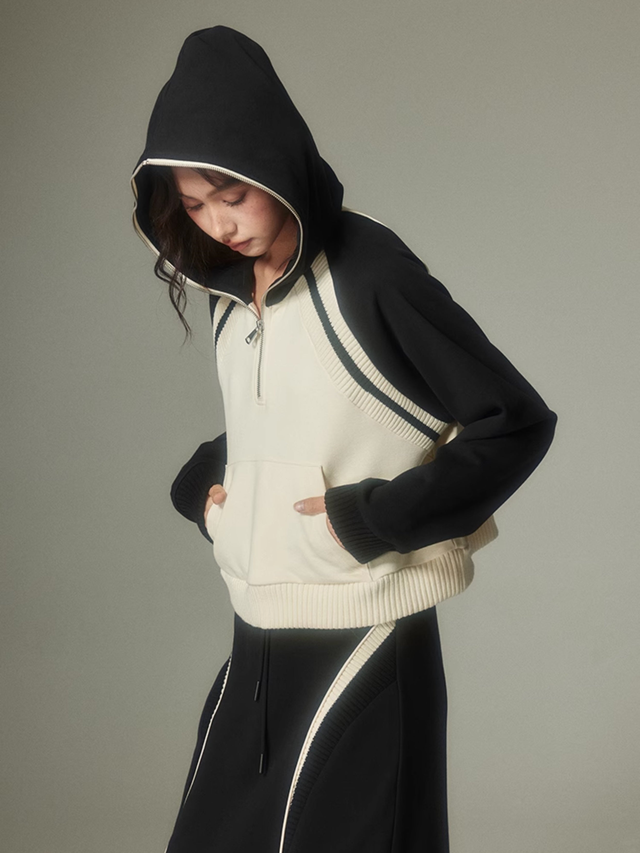 Half-ZIP Hooded Sweat Pullover＆ Line Skirt – ARCANA ARCHIVE