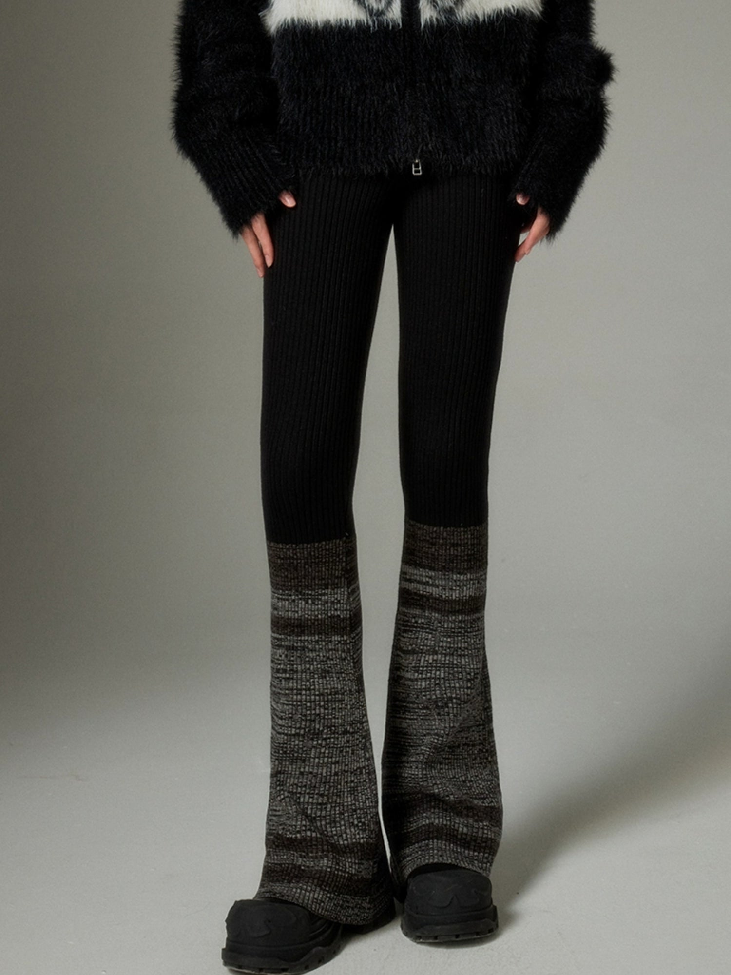 Contrast Stitching Micro-flared Knitted Pants