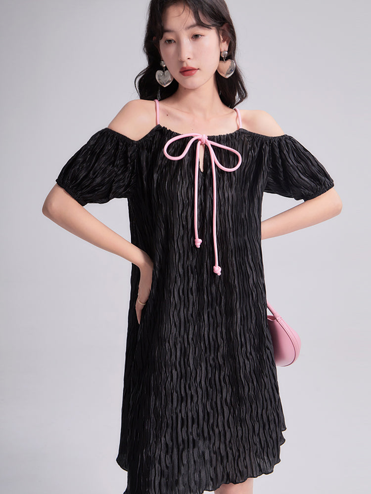 Pleated Cut-shoulder Short-sleeved One-piece