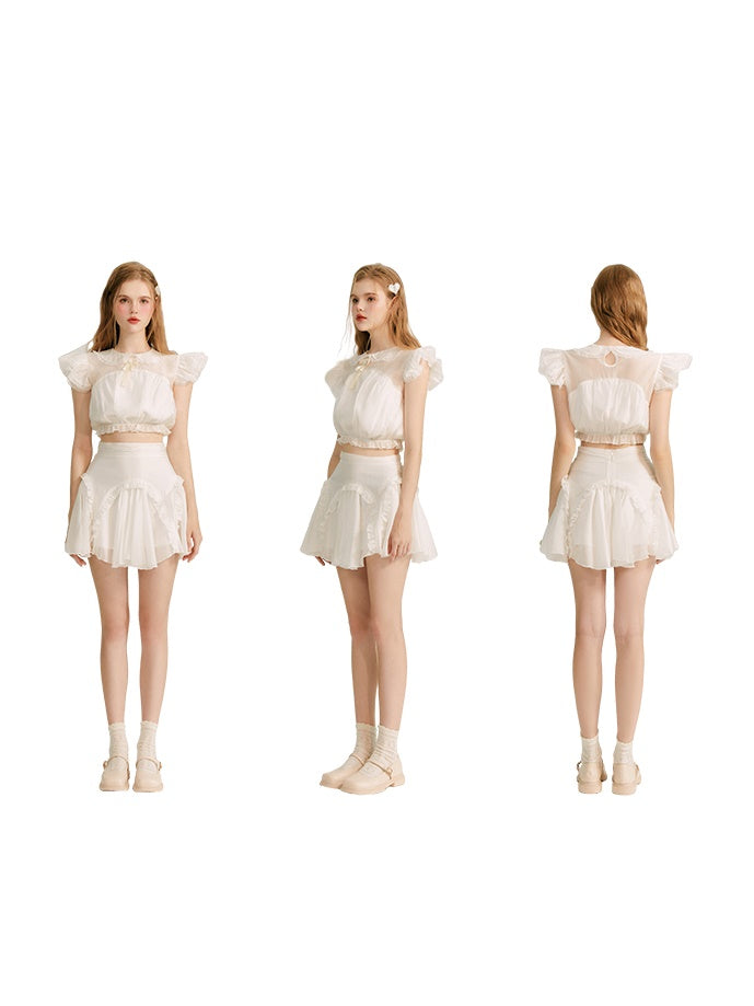 Translucent Flying Sleeve Top ＆ Lace Mini Skirt