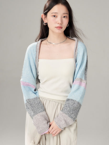 Border Curling Knitted Short Shawl Cardigan ＆ Sleeveless One-piece