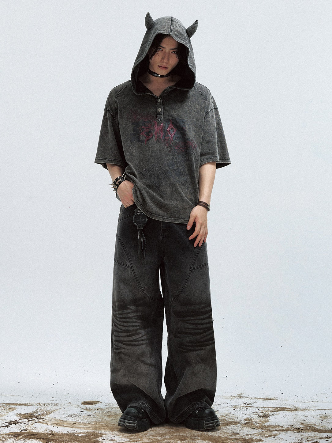 Devil Old Washed Hooded T-shirt