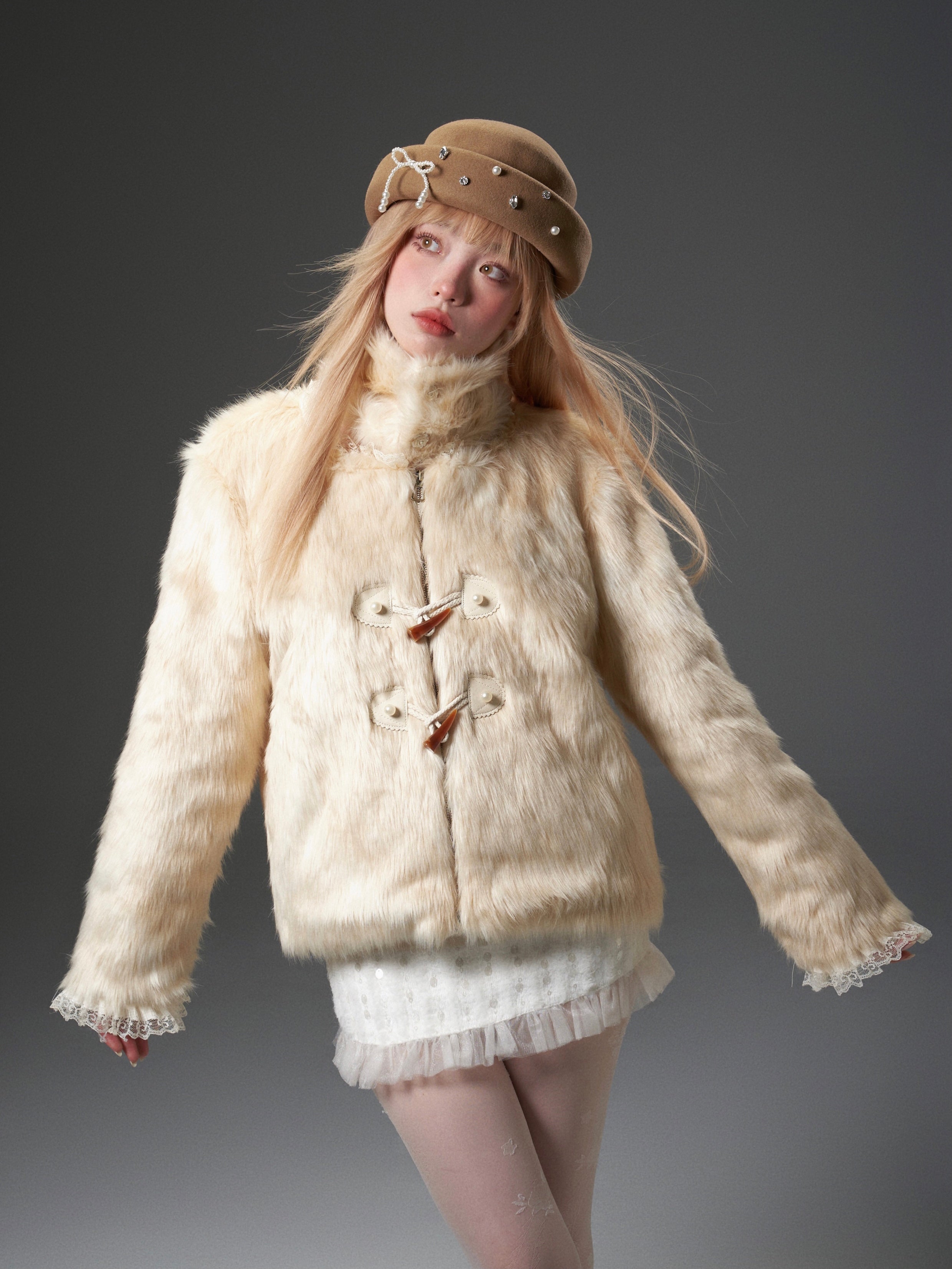 Gradient Lace Spliced Horn Button Detachable Fur Jacket