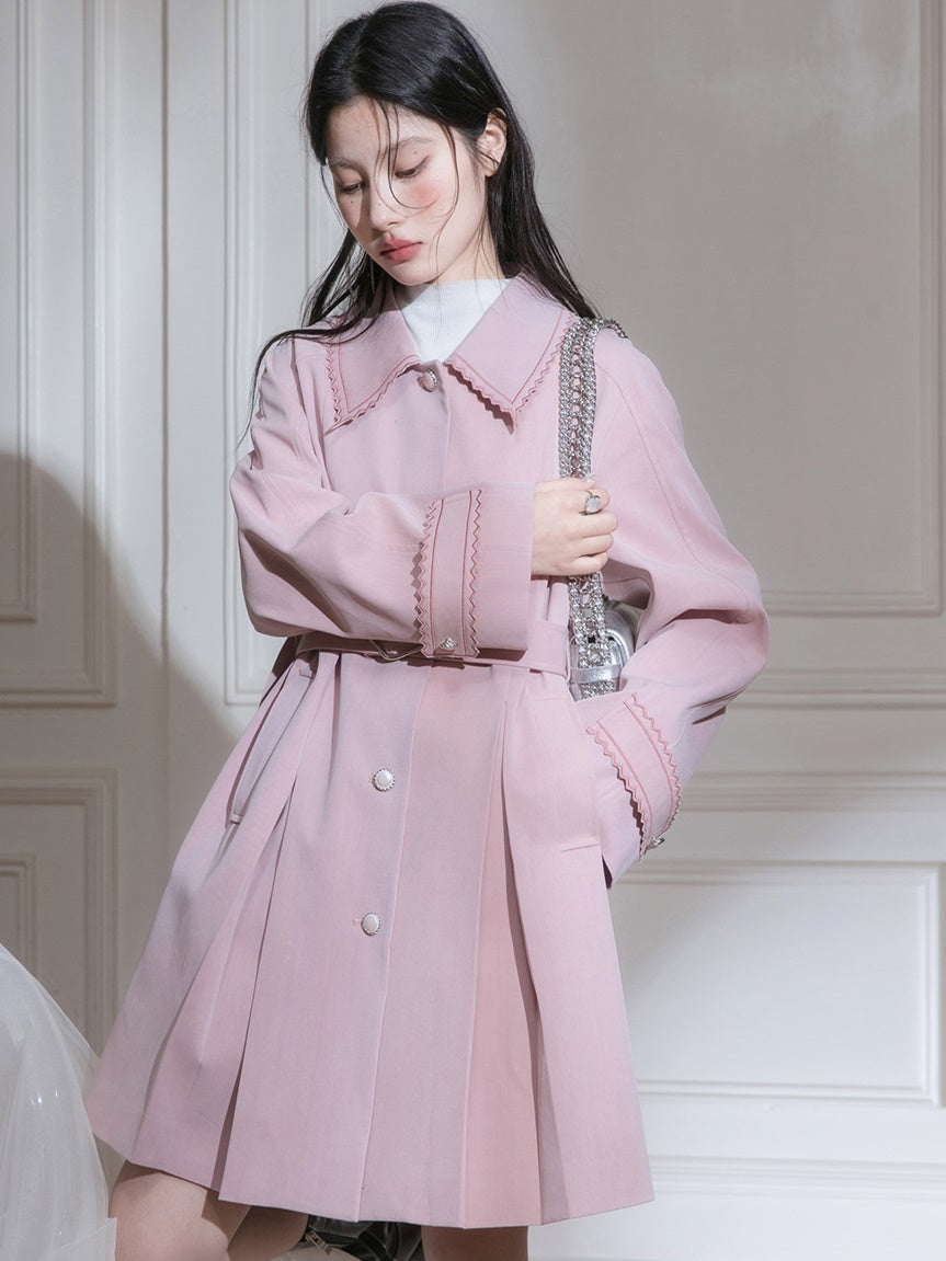 Contrasting Line Pleated A-shaped Coat