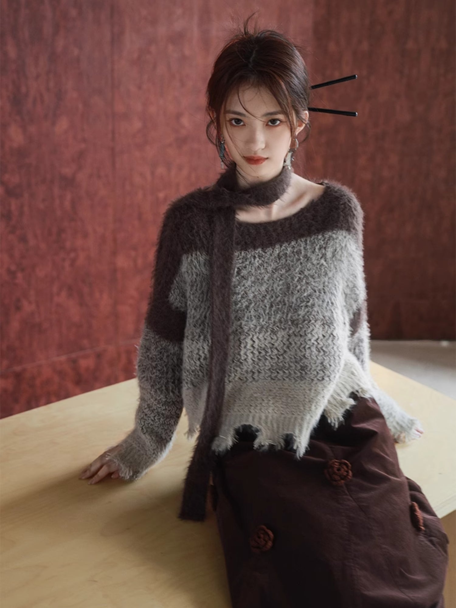 Border Color Loose Sweater &amp; Scarf