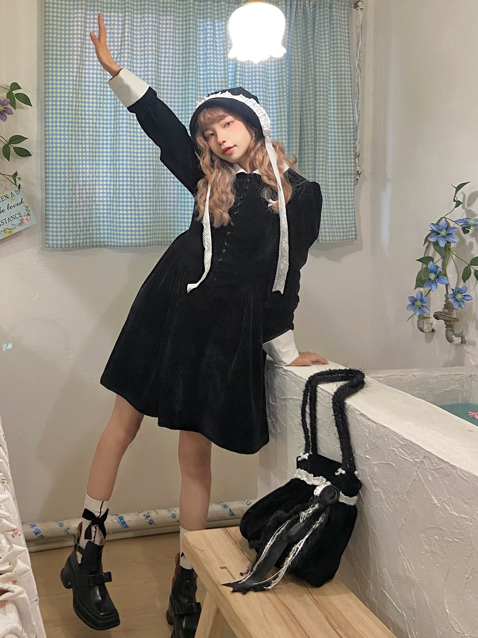 Velvet Puff Sleeves Doll Dress – ARCANA ARCHIVE