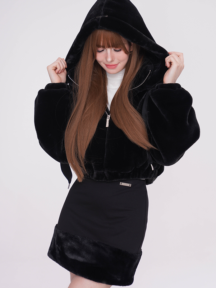 Plush Short Hooded Detachable Jacket &amp; Hip Stitching Skirt