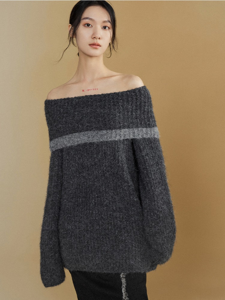 Large Lapel Contrasting Off-Shoulder Sweater