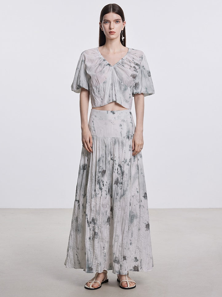 Tie-dye V-Neck Puff Sleeve Top ＆ Gather Long Skirt