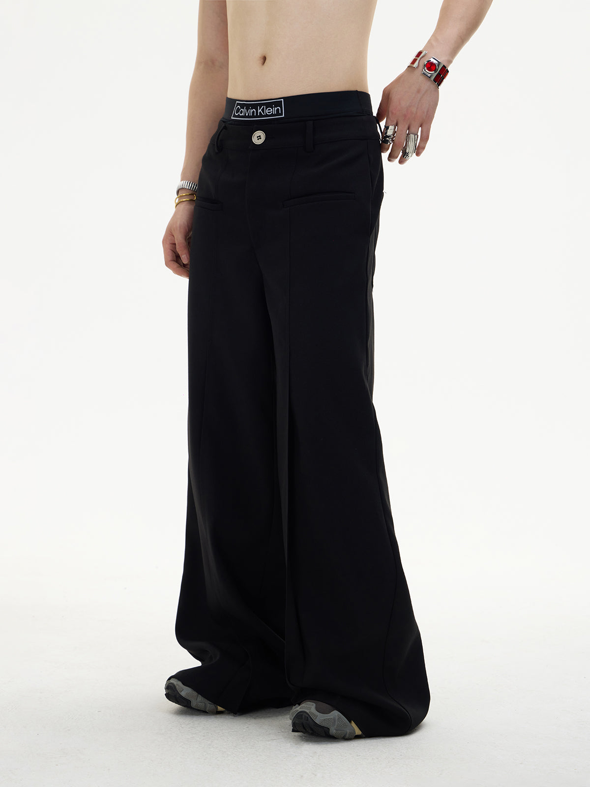 Front Pocket Draped Loose Straight Pants