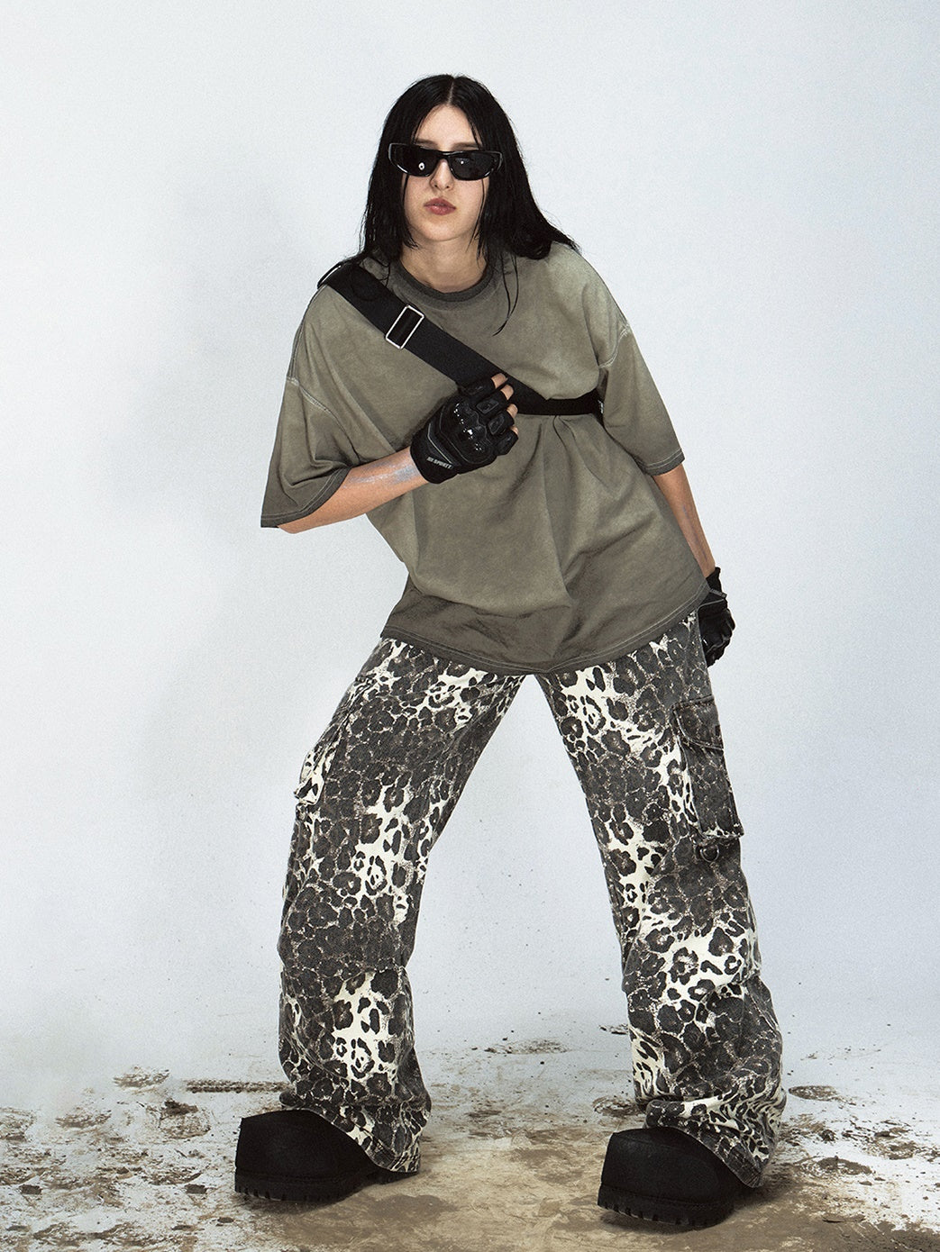 Leopard Print Multi-pocket Straight Cargo Pants