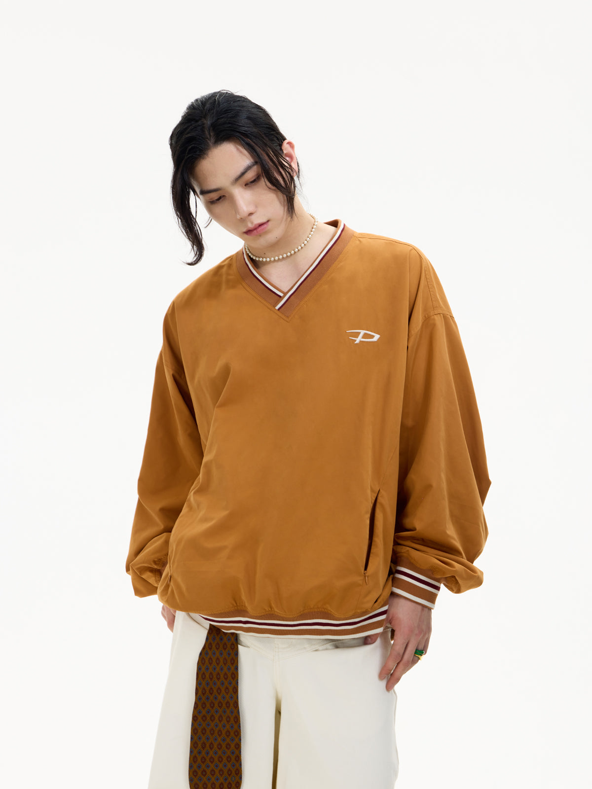 LOGO Embroidered V-neck Pullover