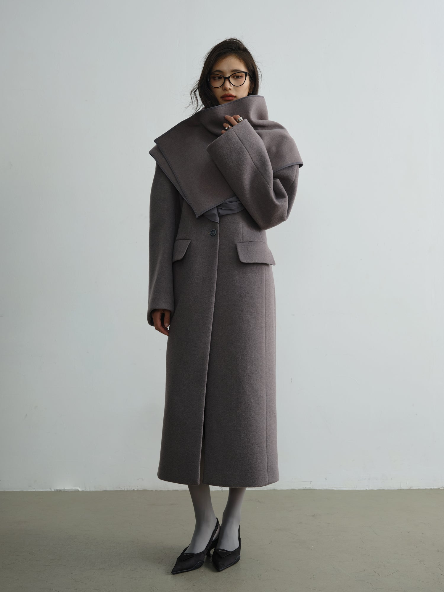 Drape Collar Modern Coat With Scarf