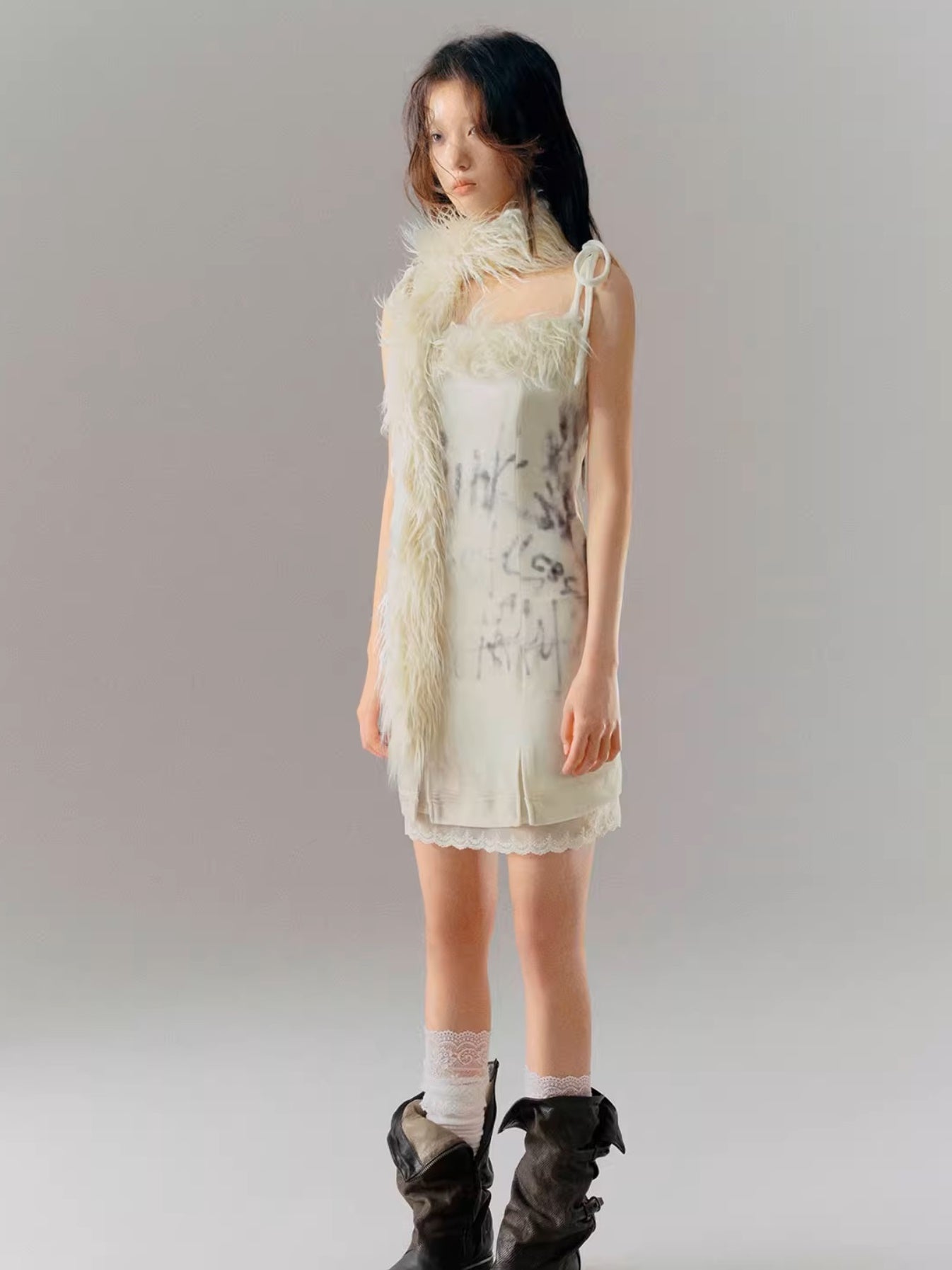 Slim-fitting Velvet Printed Suspender Dress