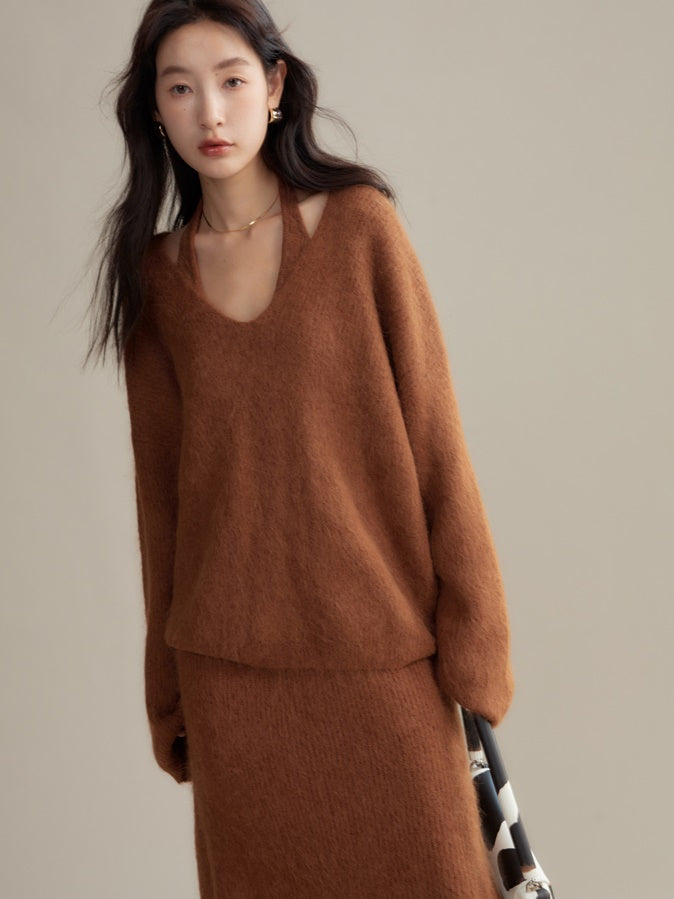 V-Neck Pullover Sweater &amp; Halter Neck Knitted Dress