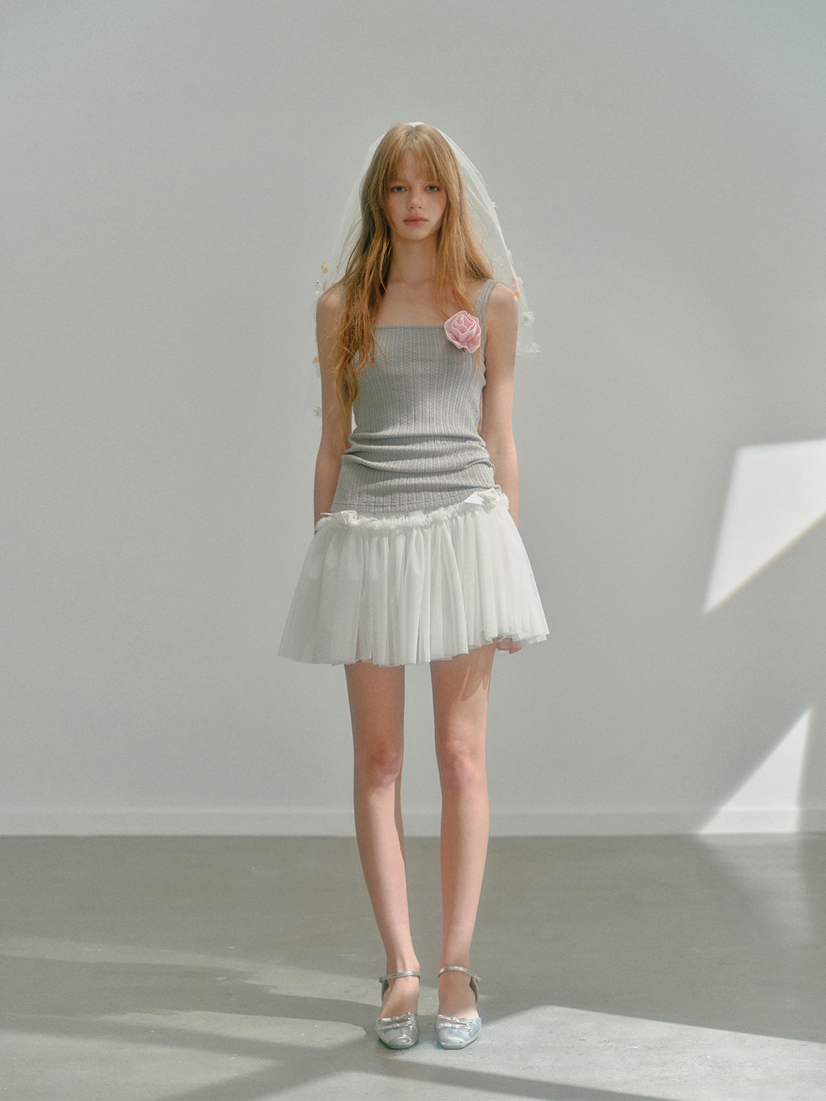 Three-dimensional Flower Layered Mesh Skirt