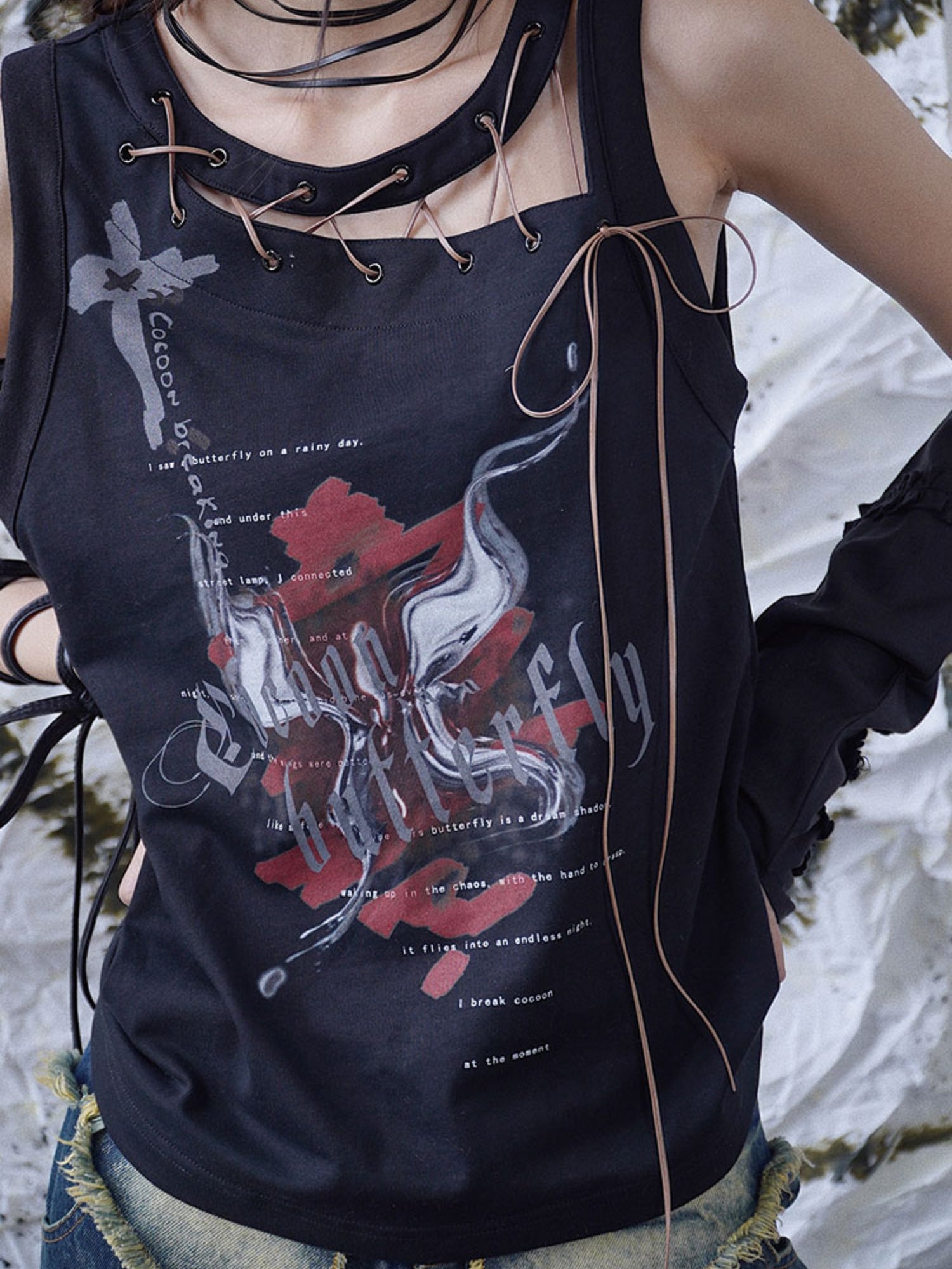 Strap Hollow Sleeveless T-shirt