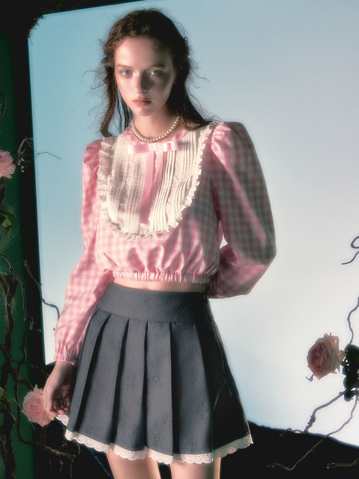Lace Decoration Pleated Skirt – ARCANA ARCHIVE
