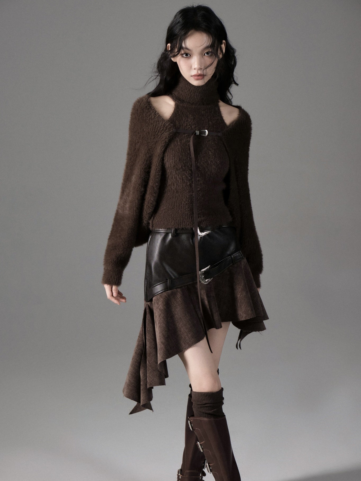 Turtle Neck Sleeveless Sweater ＆ Knitted Shawl Cardigan Set-up