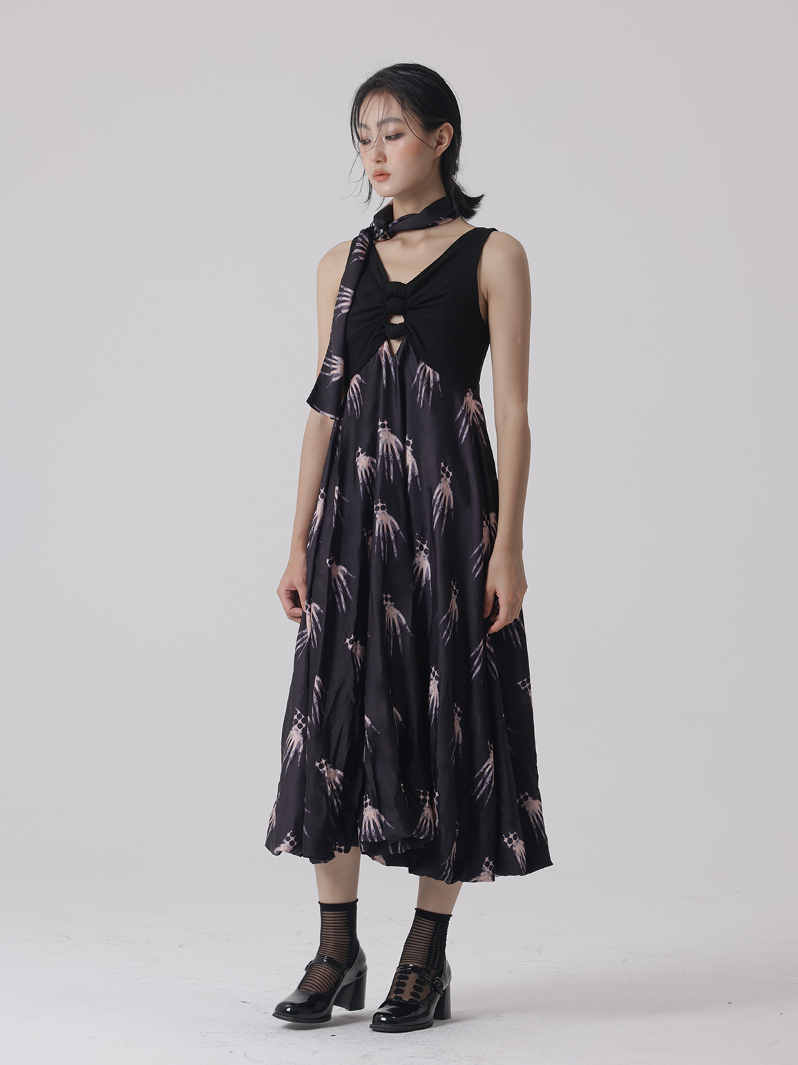 Hand Shadow Draping Design Sleeveless Dress