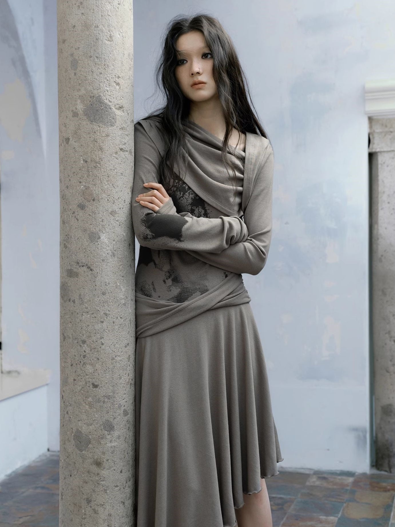 Wandering Style Pleated Slant Cut Hooded Dress