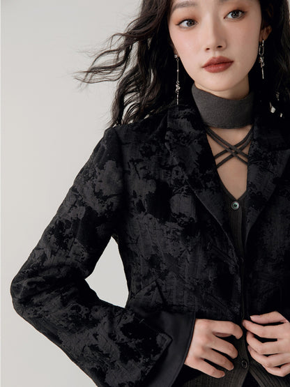 Veste à manches évasées de style chinois et jupe asymétrique