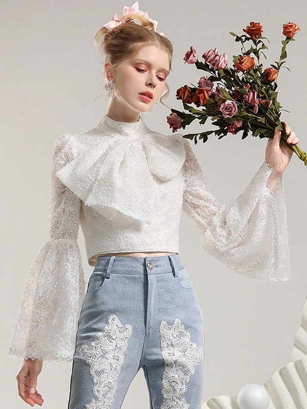 Lace Flare-Sheeve mignon Collar Big-Ribbon Blouse