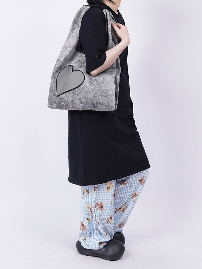 Heart Patch Shopping Bag – ARCANA ARCHIVE - Main Image
