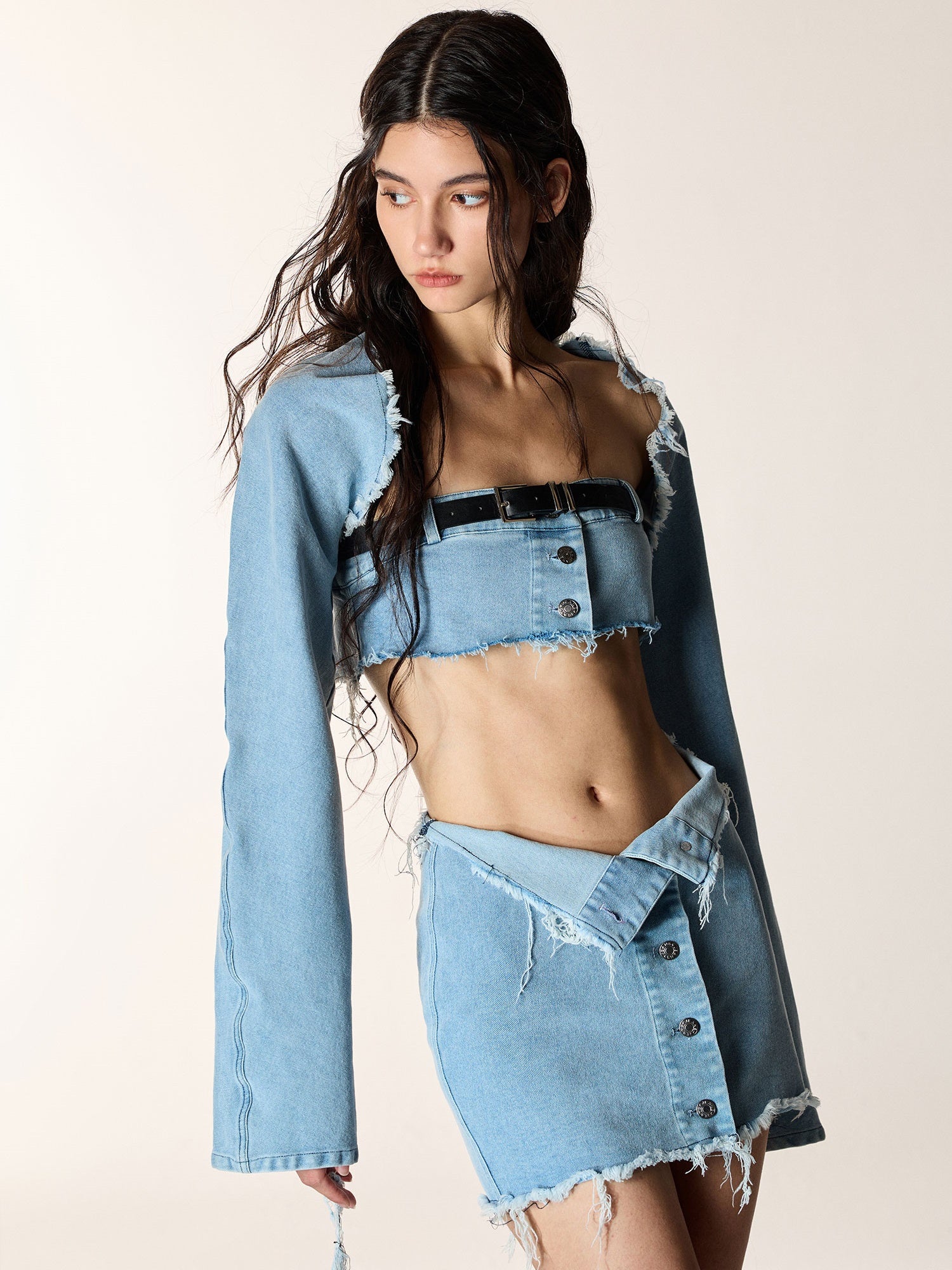 Leicht gewaschener Denim Bolero &amp; Tube Top &amp; Micro Minirock