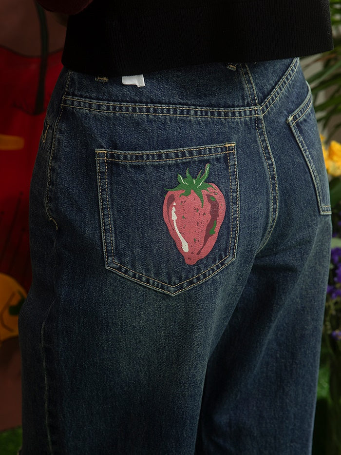 Denim labre lavé déchiré à imprimé aux fraises