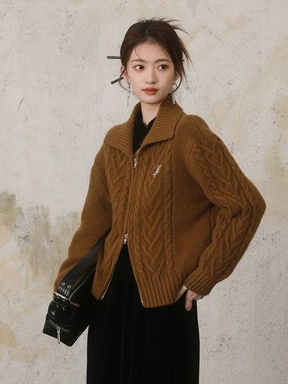 Twist Design ZIP-Up Knitted Cardigan