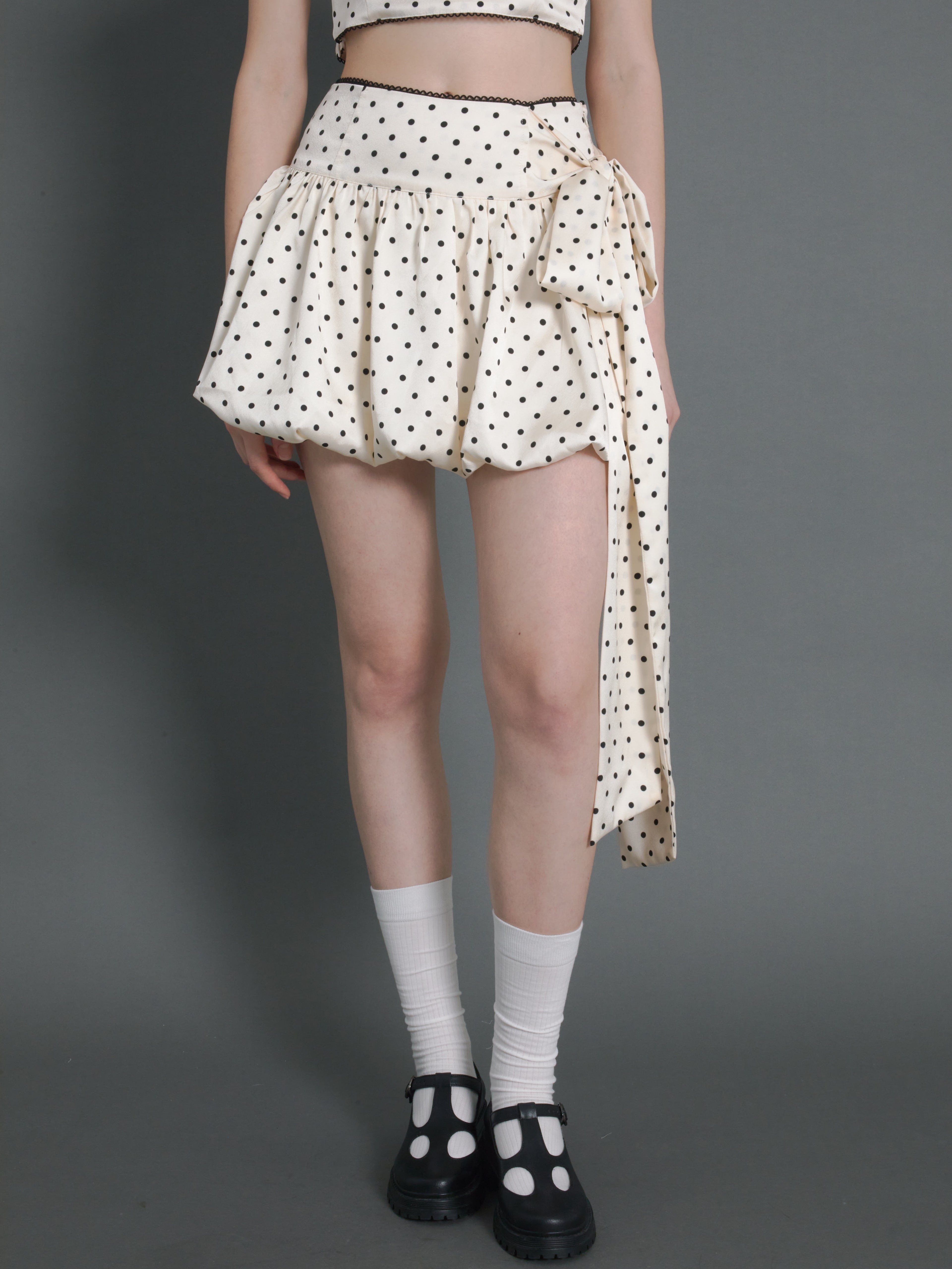 Polka Dot Short Sleeve Cropped Top ＆ Ribbon Bud Skirt