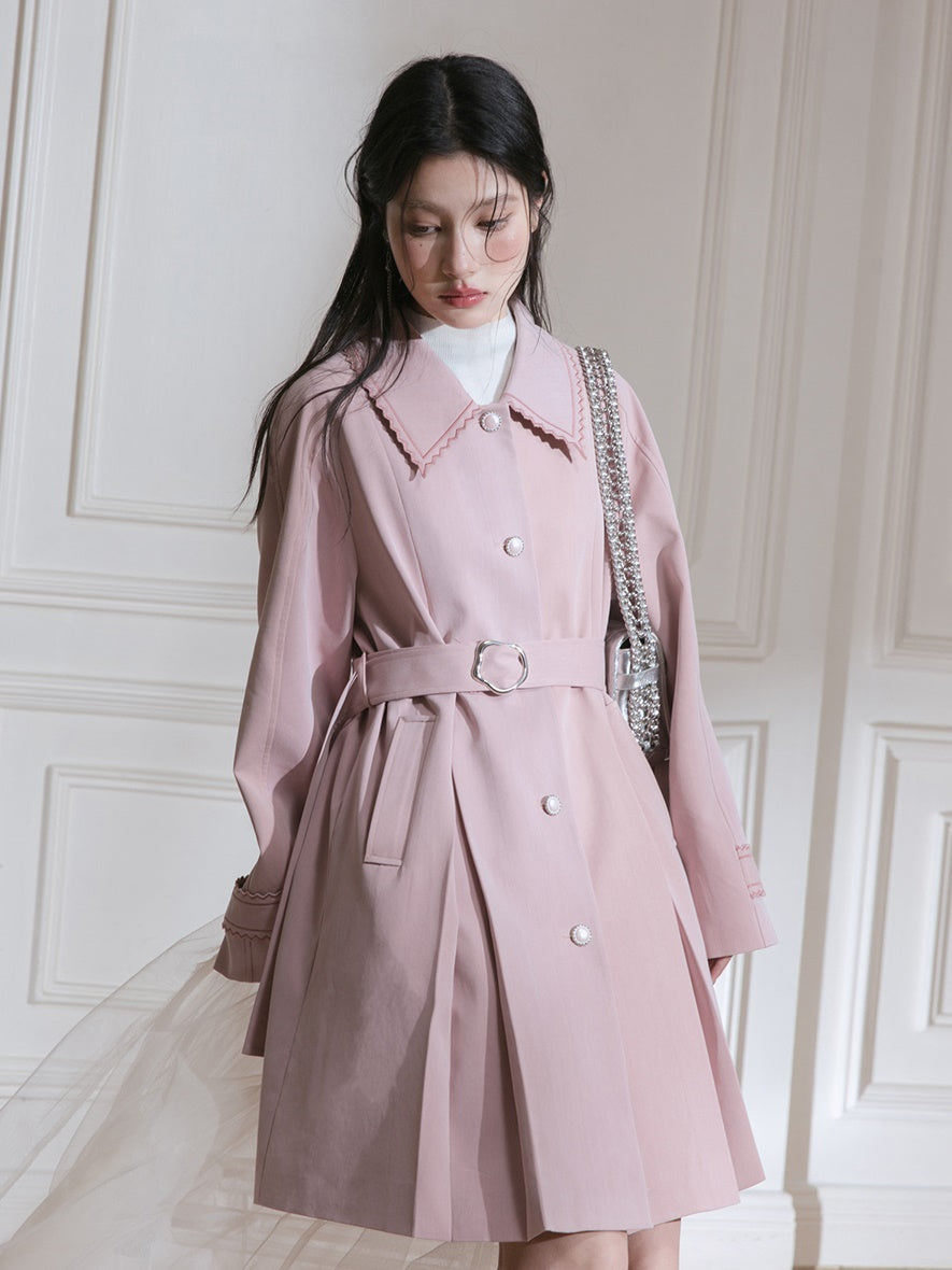 Contrasting Line Pleated A-shaped Coat