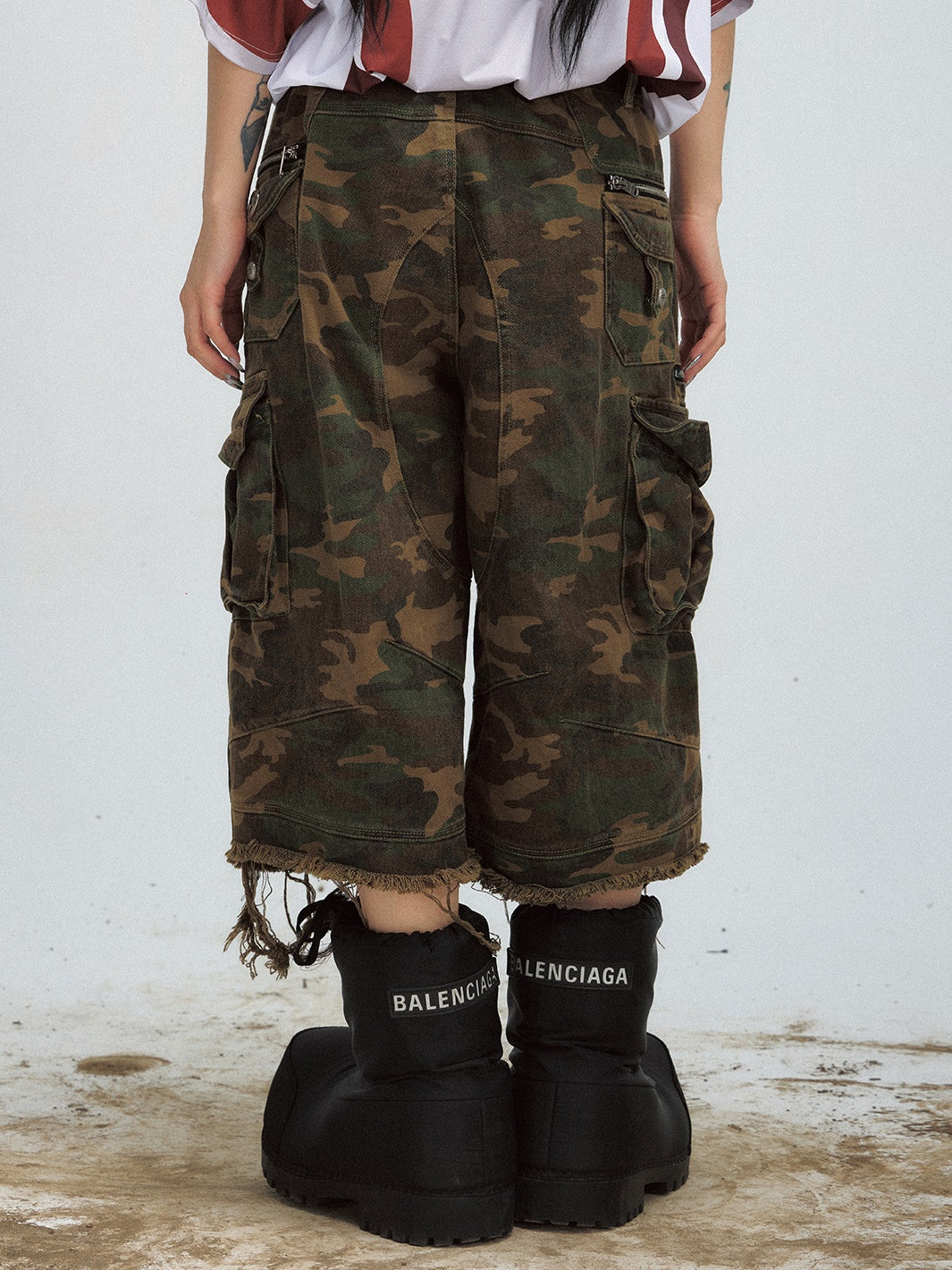 Camouflage Raw Edge Straight Work Cropped Pants