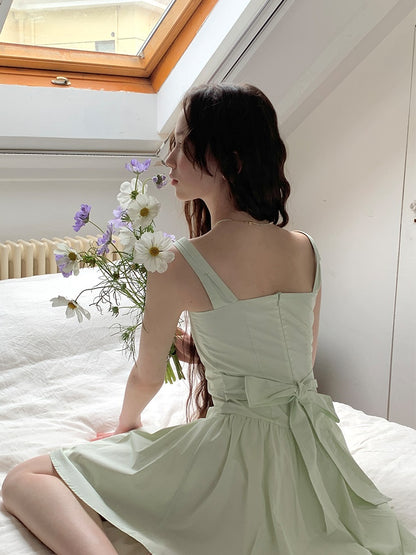 Adjustable Back Bow Slim Short Suspender Dress