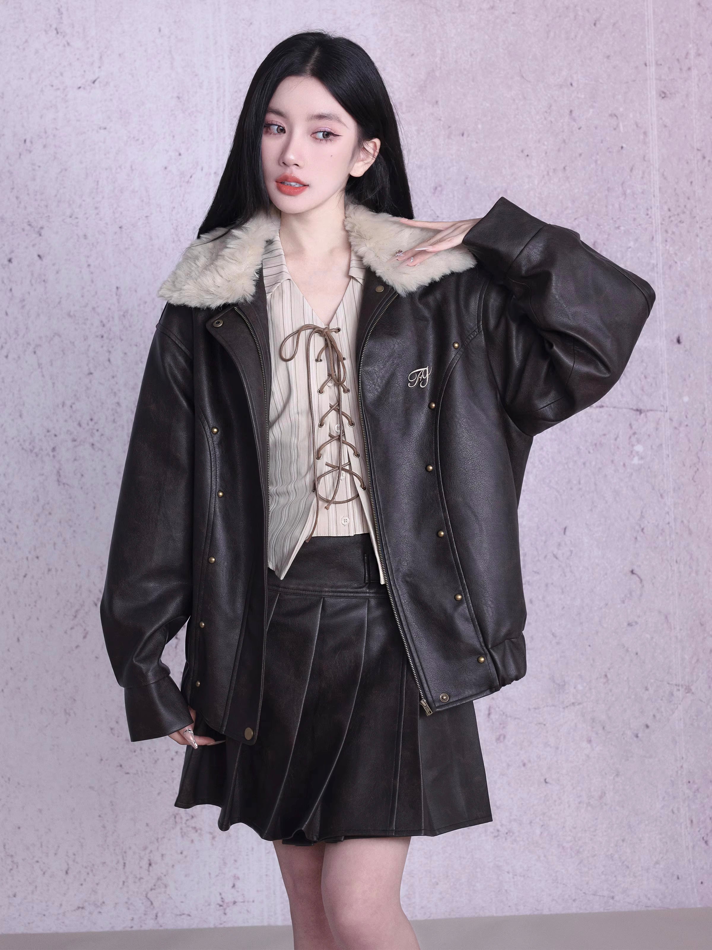 Plus Velvet Leather Jacket &amp; Pleat Skirt